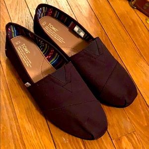 Toms shoes
